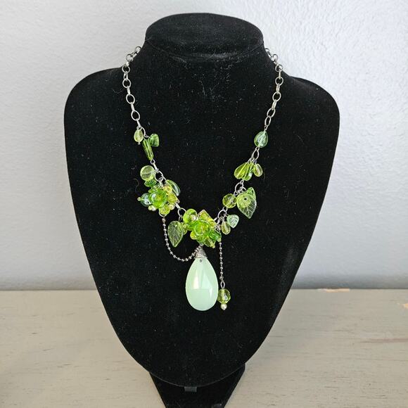 Unique Green Bead & Fluorite Stone Statement Necklace & Earring Set Glows - Picture 4 of 10